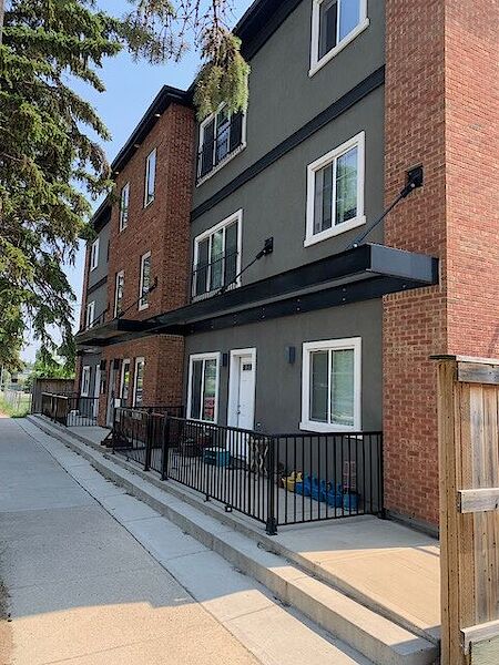 Red Deer 2 bedrooms Condo Unit for rent. Property photo: 648086-2