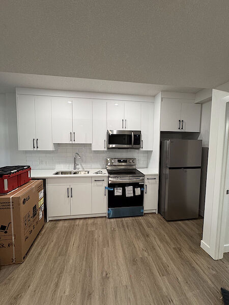 Calgary 1 bedroom Basement for rent. Property photo: 648111-2