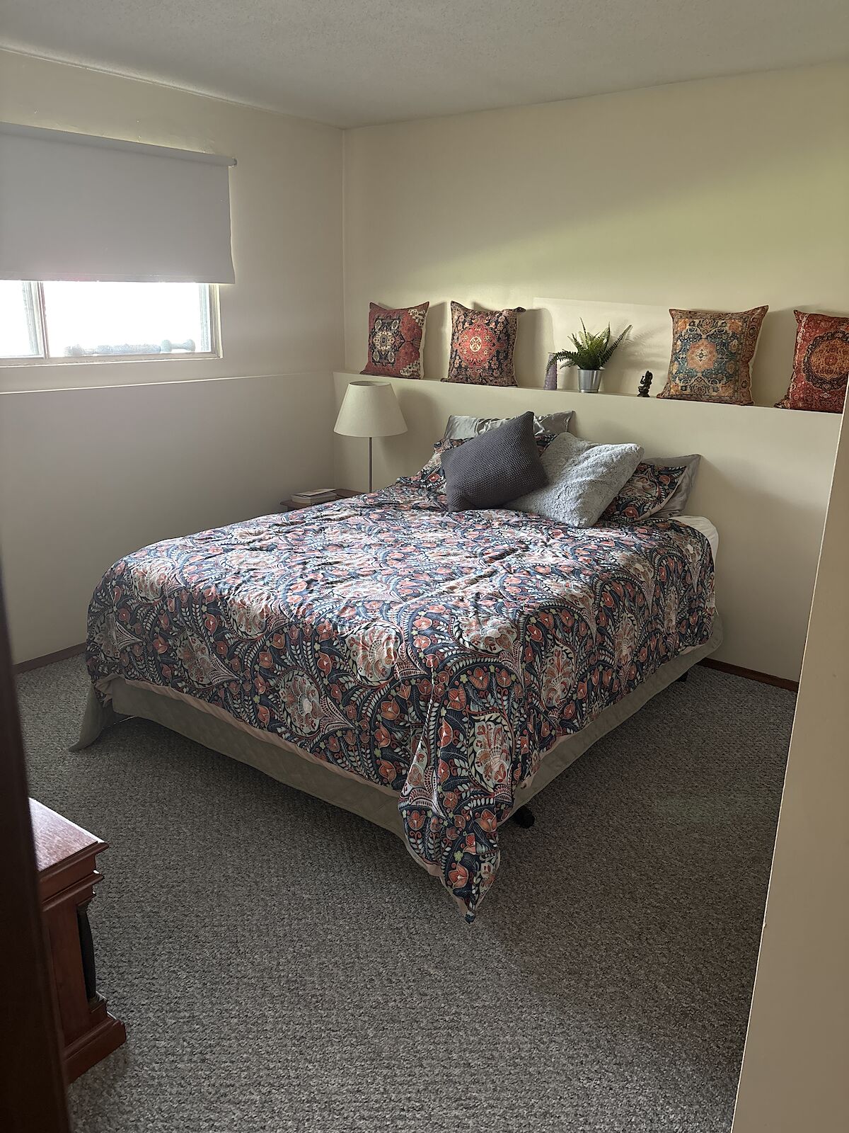 Calgary 1 bedroom Room For Rent for rent. Property photo: 648175-1