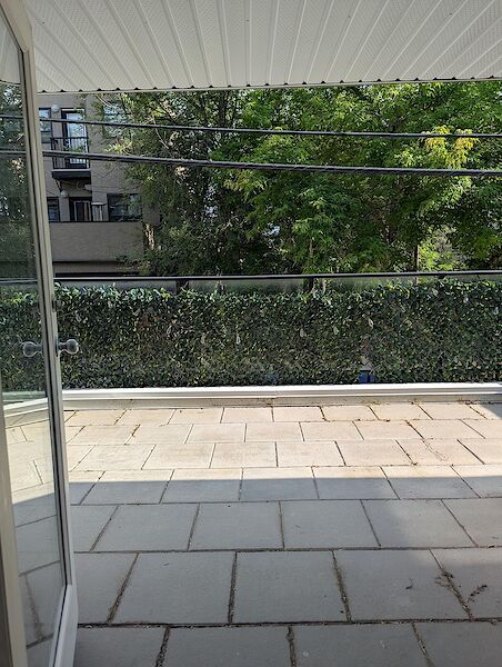 Calgary 2 bedrooms Condo Unit for rent. Property photo: 648258-2