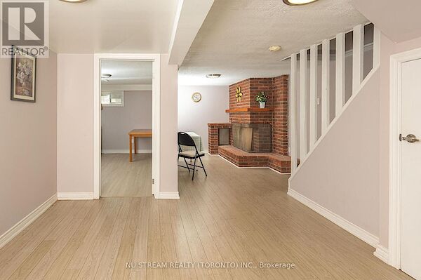 Toronto 2 bedrooms House for rent. Property photo: 648267-2