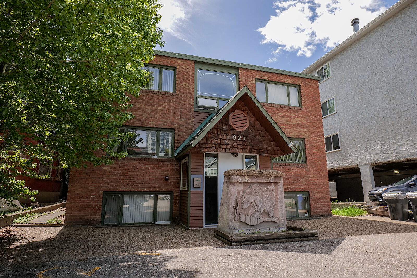 Calgary 2 bedrooms Condo Unit for rent. Property photo: 648281-1