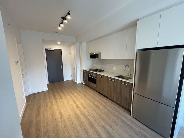Calgary 1 bedroom Condo Unit for rent. Property photo: 648303-3