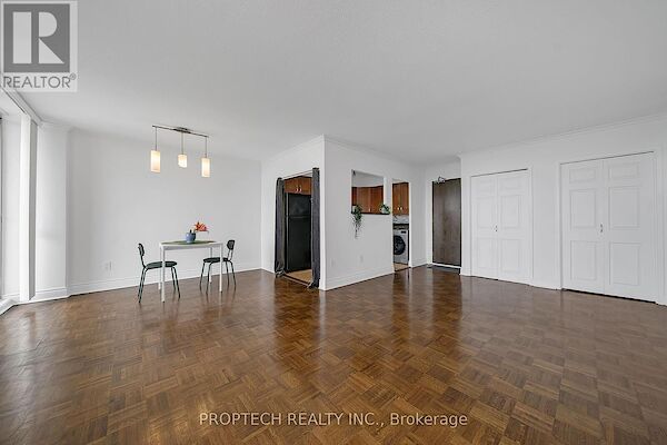 Toronto 2 bedrooms Apartment for rent. Property photo: 648328-2