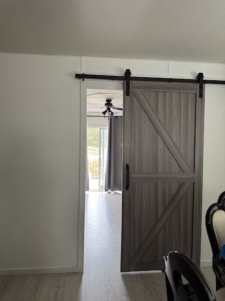 Abbotsford 3 bedrooms House for rent. Property photo: 648391-2