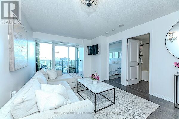 Toronto 1 bedroom Apartment for rent. Property photo: 648476-2