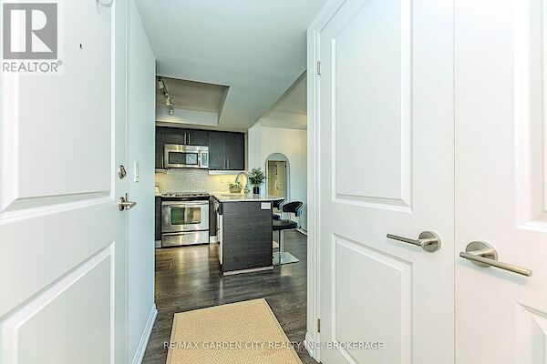 Toronto 1 bedroom Apartment for rent. Property photo: 648476-3