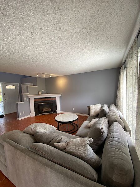 Calgary 4 bedrooms House for rent. Property photo: 648509-3