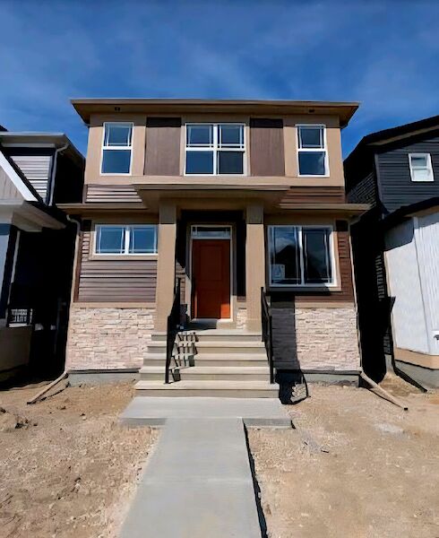 Calgary 4 bedrooms House for rent. Property photo: 648532-2