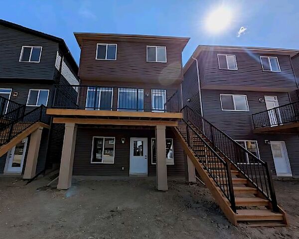 Calgary 4 bedrooms House for rent. Property photo: 648532-3
