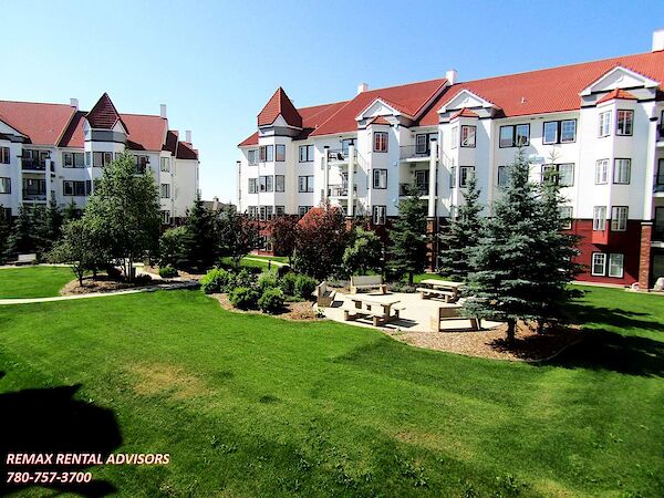 Calgary 2 bedrooms Condo Unit for rent. Property photo: 648601-2