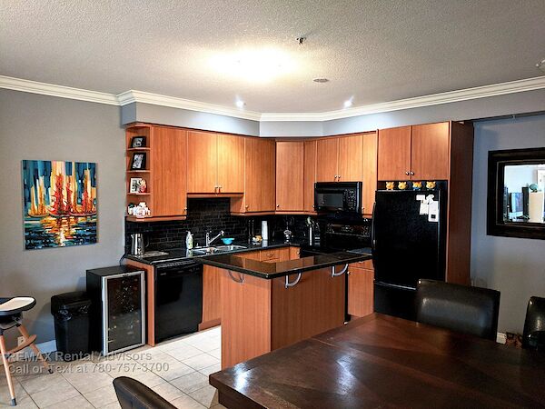 Edmonton 2 bedrooms Condo Unit for rent. Property photo: 648604-3