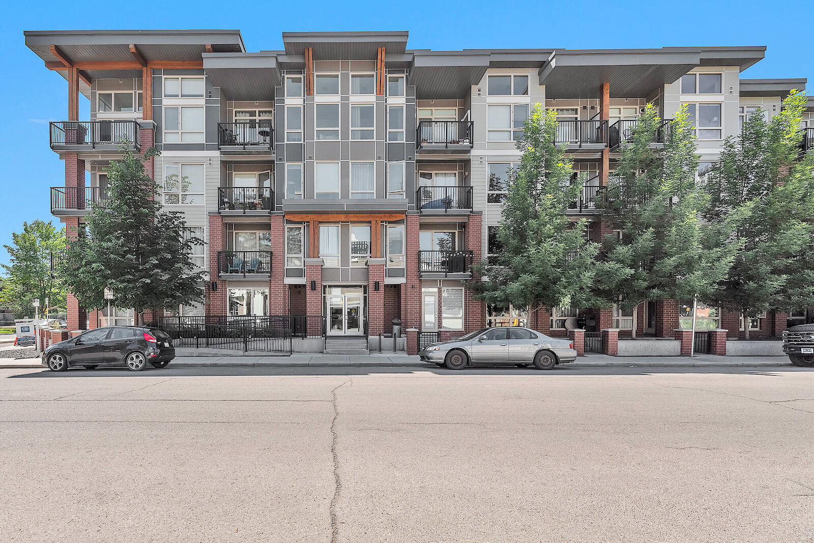Calgary 1 bedroom Condo Unit for rent. Property photo: 648605-1