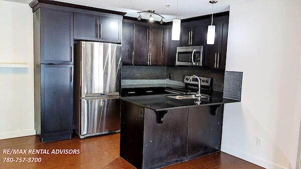 Calgary 2 bedrooms Condo Unit for rent. Property photo: 648627-3
