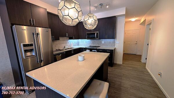 Calgary 2 bedrooms Condo Unit for rent. Property photo: 648634-3