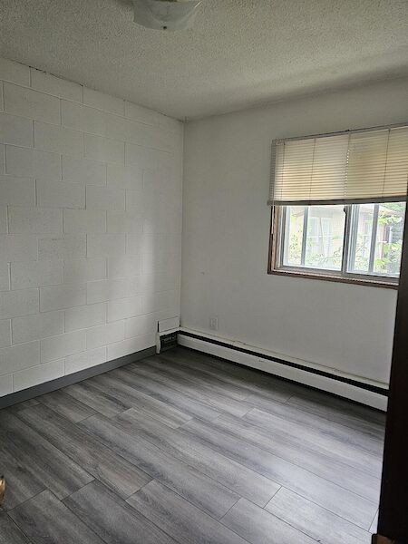 Calgary 2 bedrooms Condo Unit for rent. Property photo: 648680-3