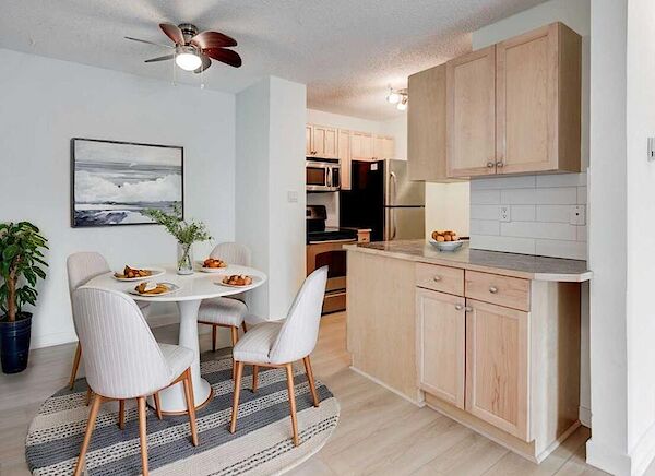 Calgary 1 bedroom Condo Unit for rent. Property photo: 648784-2