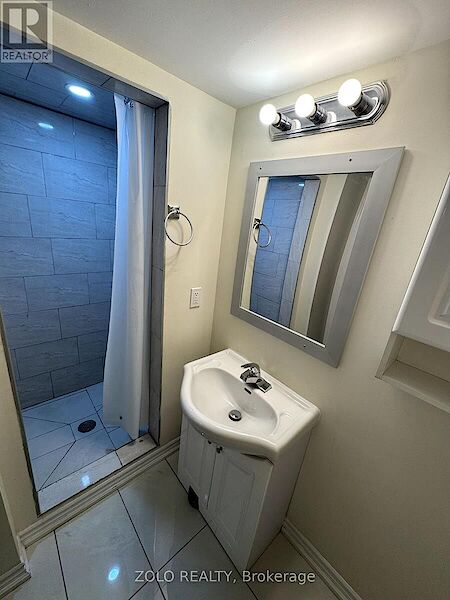 Washroom+2 Brampton 2 bedrooms Townhouse for rent. Property photo: 648822-2