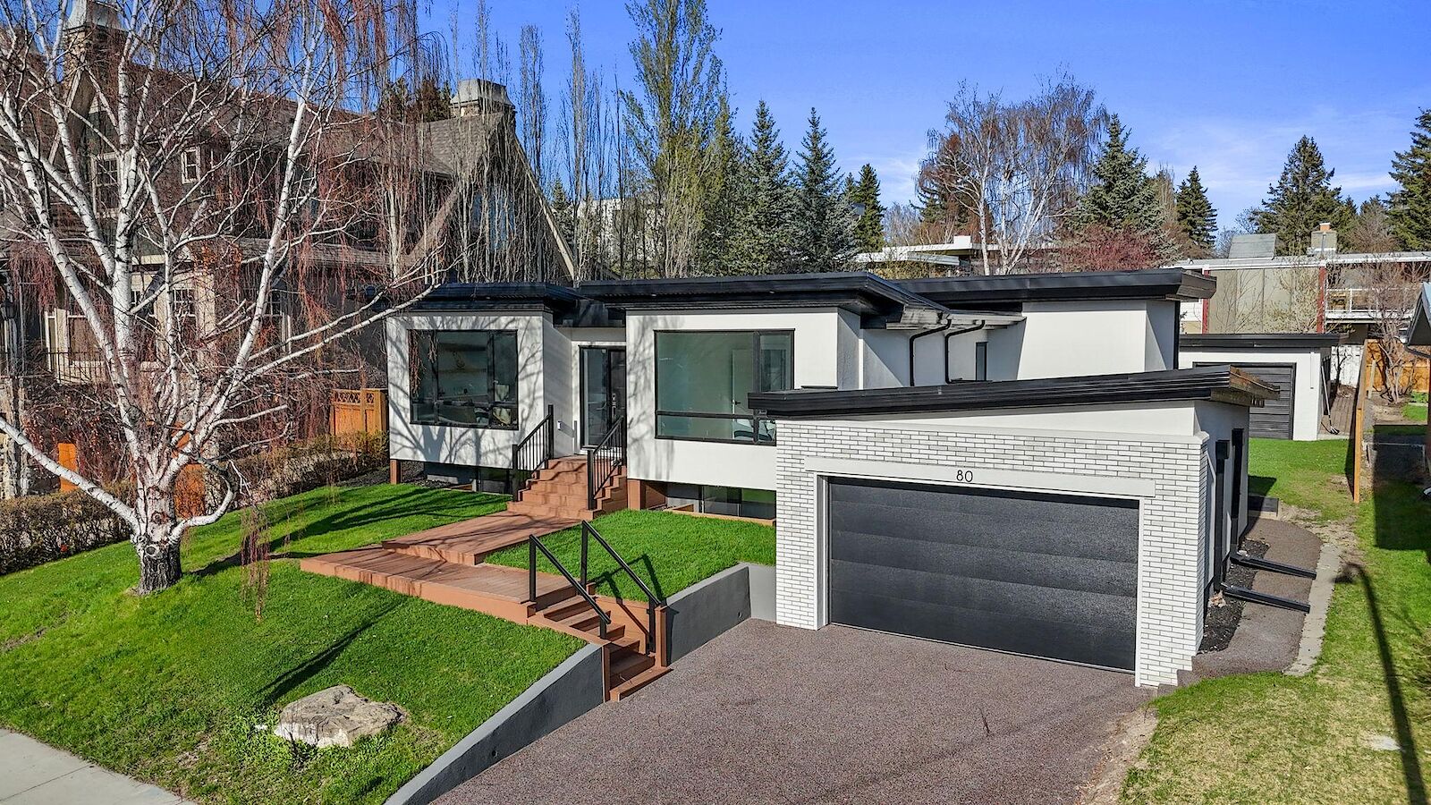 Calgary 5 bedrooms House for rent. Property photo: 648878-1