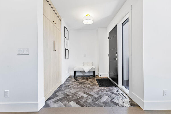 Calgary 5 bedrooms House for rent. Property photo: 648878-3