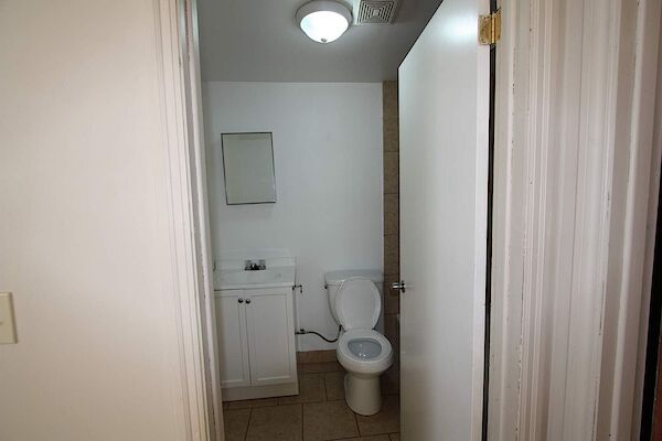 Apartments+for+Rent+2+Bedroom+-+515+London+Rd+Sarnia+ON Sarnia 2 bedrooms Apartment for rent. Property photo: 648881-3