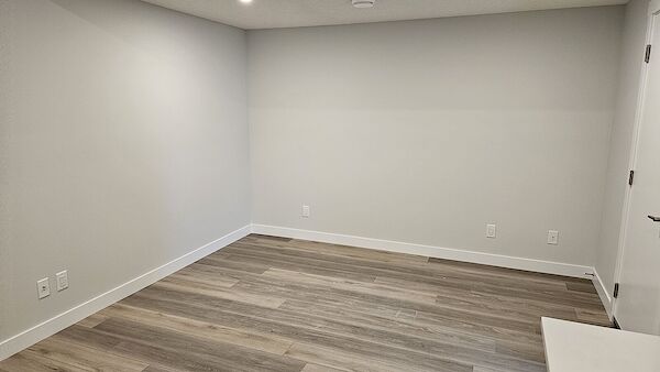 Living+Room Calgary 2 bedrooms Basement for rent. Property photo: 648882-3