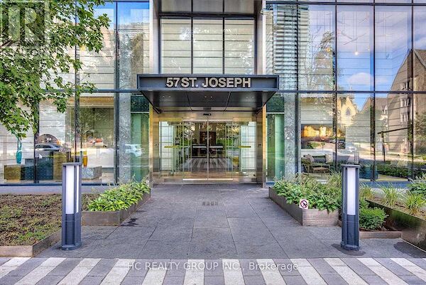 Toronto 4 bedrooms Apartment for rent. Property photo: 648886-2