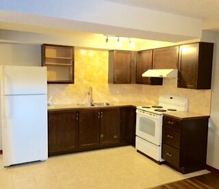 Calgary 2 bedrooms Basement for rent. Property photo: 648892-1