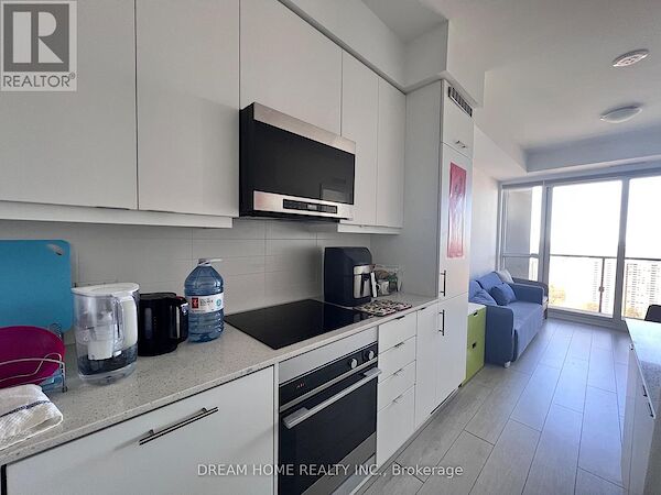 Mississauga 1 bedroom Apartment for rent. Property photo: 648902-3