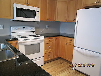High River 3 bedrooms Condo Unit for rent. Property photo: 649029-2
