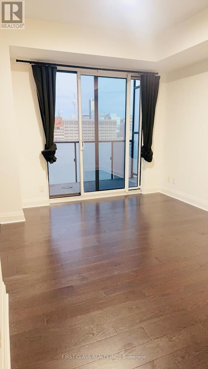 Toronto 2 bedrooms Apartment for rent. Property photo: 649115-1