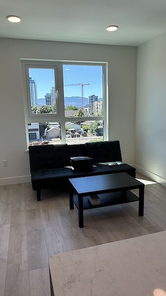 Kelowna 1 bedroom Condo Unit for rent. Property photo: 649240-3