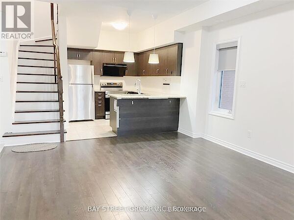 Toronto 3 bedrooms Townhouse for rent. Property photo: 649262-2