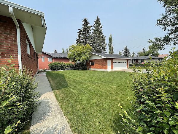 Calgary 3 bedrooms House for rent. Property photo: 649307-2