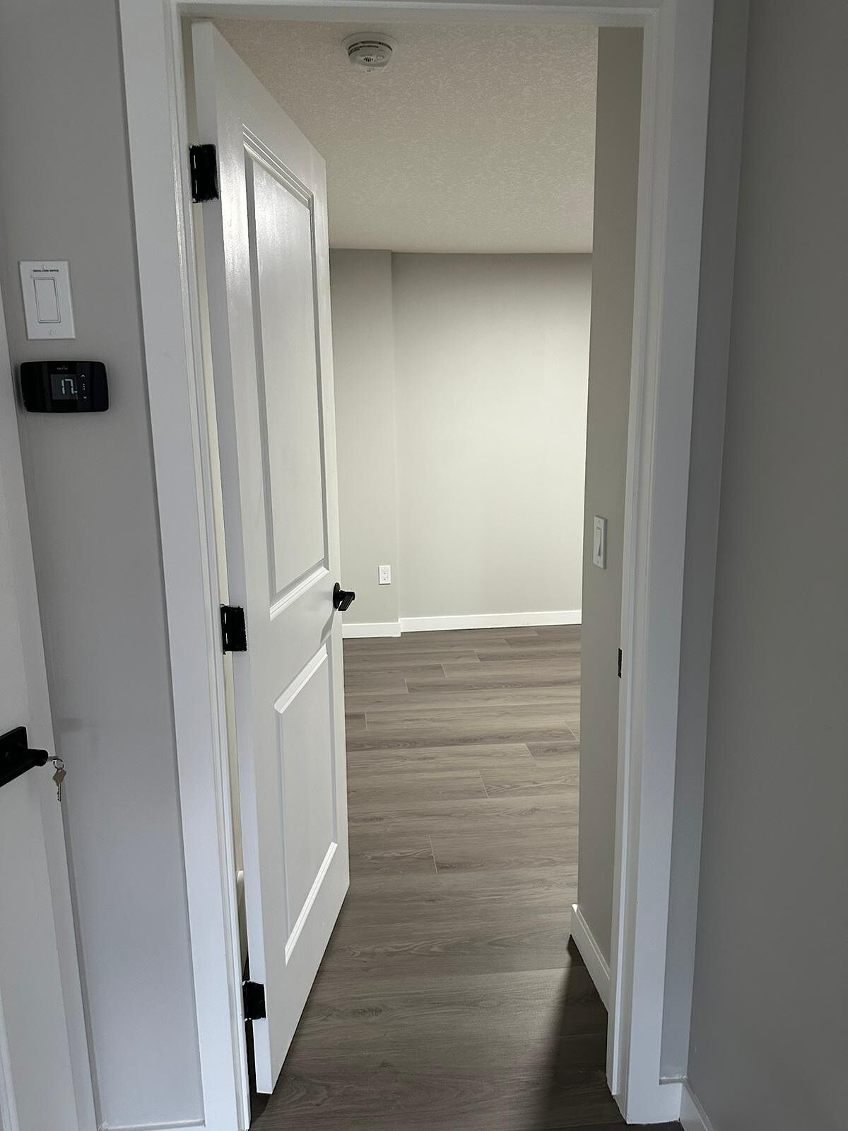 Calgary 2 bedrooms Basement for rent. Property photo: 649309-1