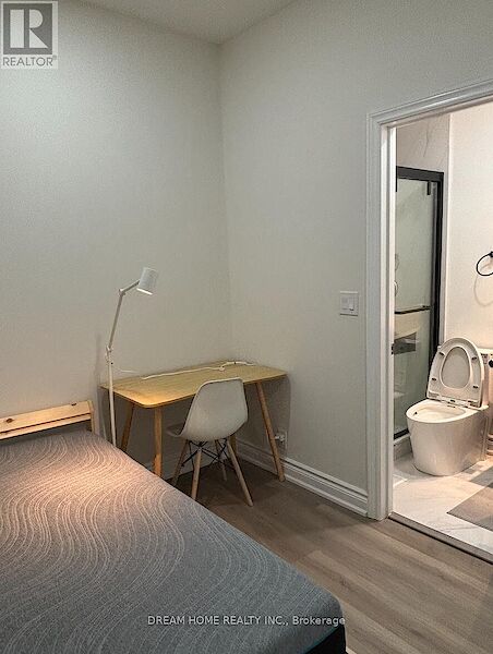 Toronto 1 bedroom Townhouse for rent. Property photo: 649326-3