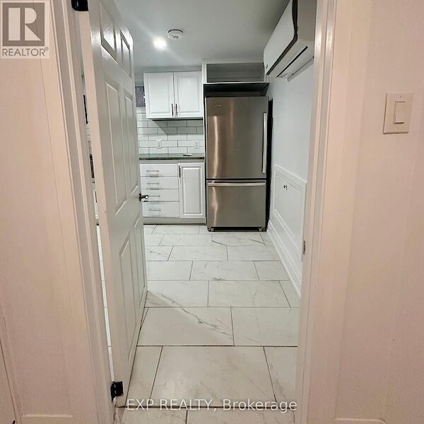 Toronto 1 bedroom House for rent. Property photo: 649485-2