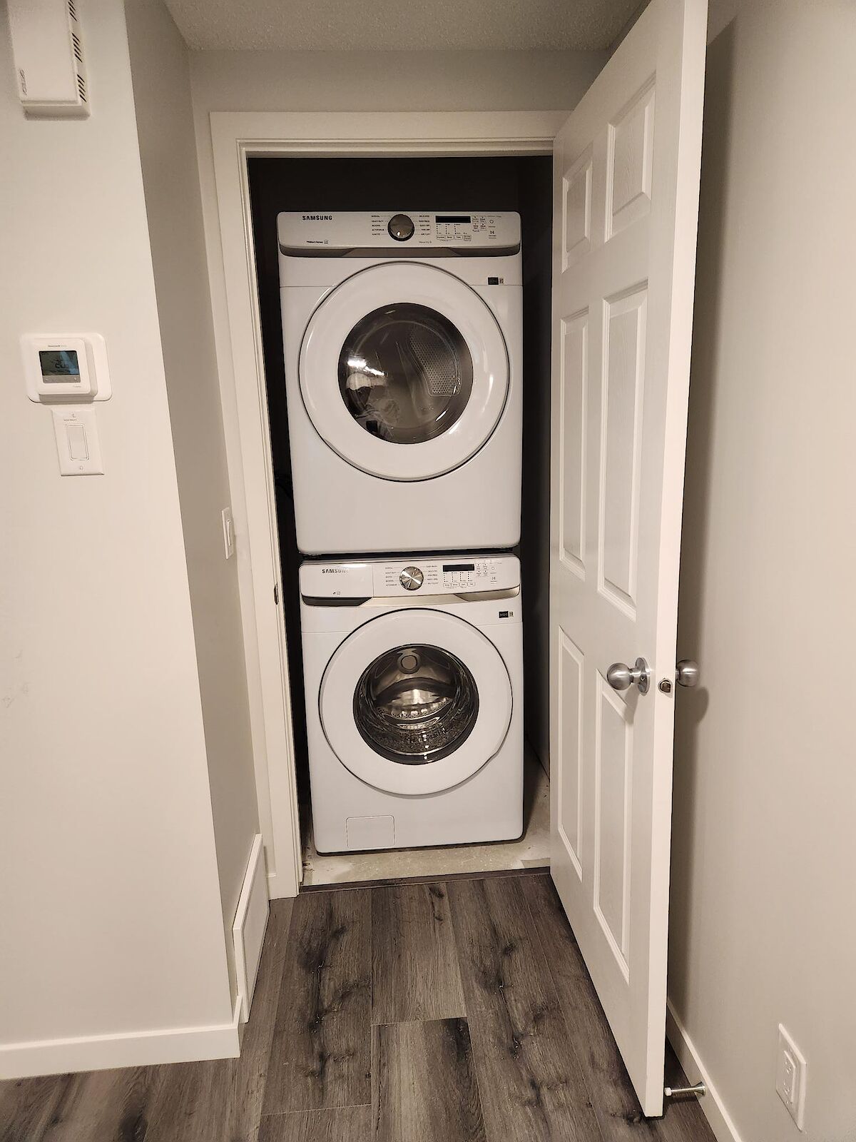Fort Saskatchewan 4 bedrooms House for rent. Property photo: 649487-1