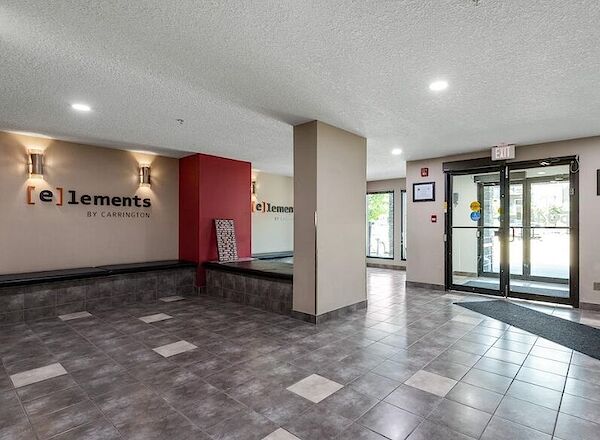 Edmonton 2 bedrooms Condo Unit for rent. Property photo: 649515-2