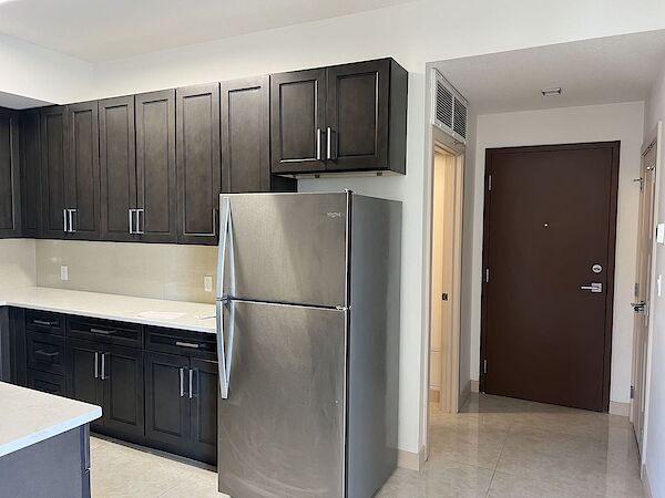 Edmonton 2 bedrooms Condo Unit for rent. Property photo: 649592-2