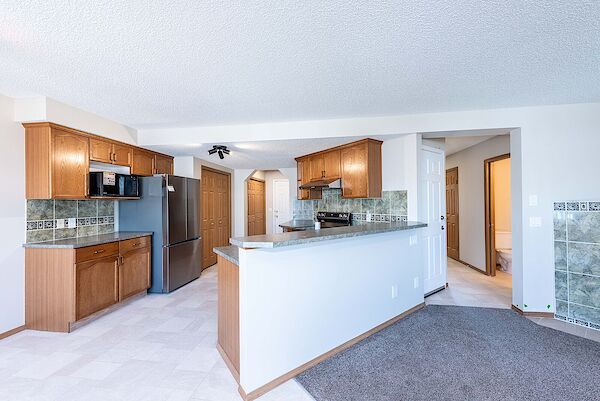 Calgary 3 bedrooms Main Floor for rent. Property photo: 649676-3