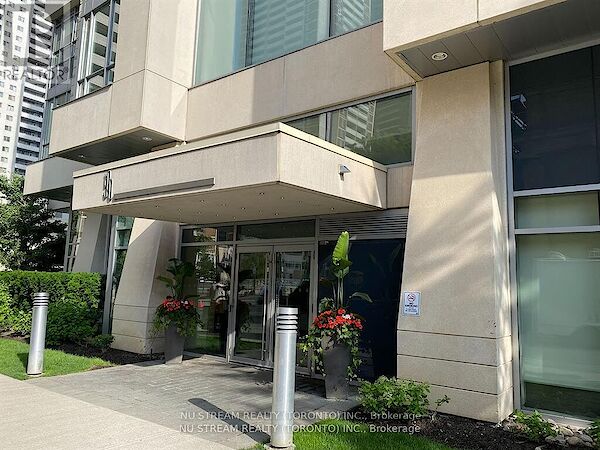 Toronto 2 bedrooms Apartment for rent. Property photo: 649738-2