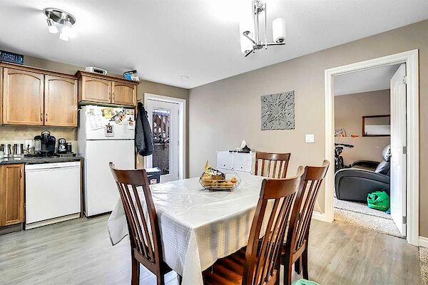 Red Deer 2 bedrooms Basement for rent. Property photo: 653310-2