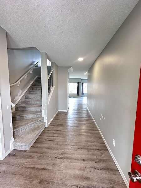 Edmonton 3 bedrooms House for rent. Property photo: 654933-2