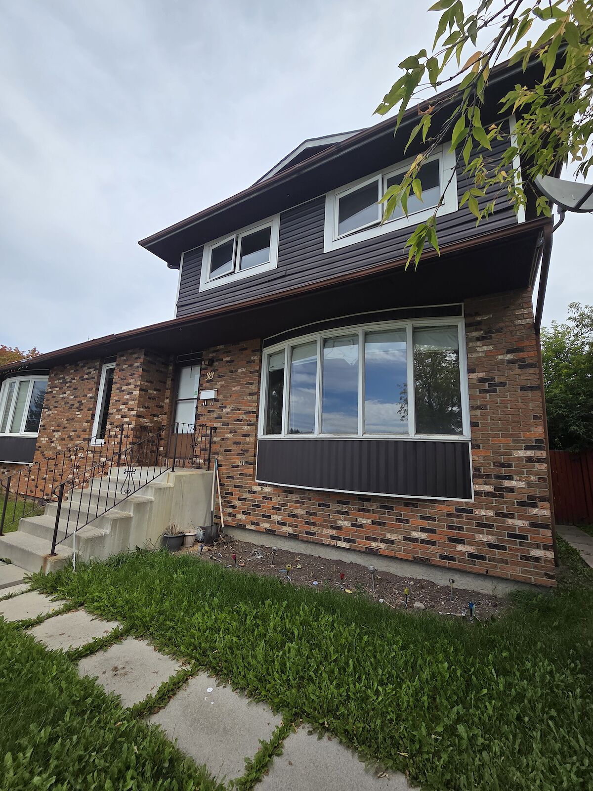 Calgary Pet Friendly Duplex For Rent | Dalhousie | 3 BDRM, Two story ...