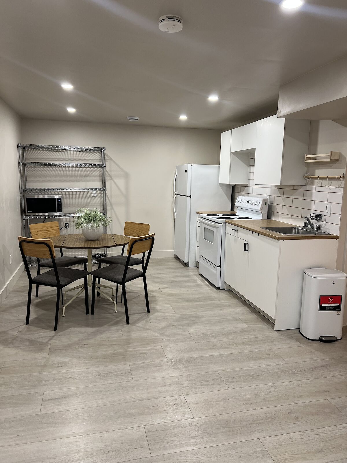 Beaumont 2 bedrooms Basement for rent. Property photo: 659380-1