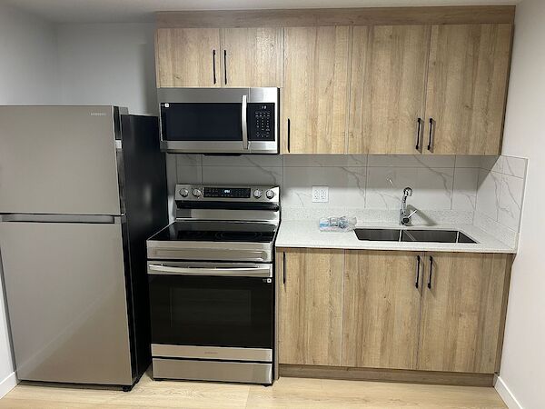 Edmonton 2 bedrooms Basement for rent. Property photo: 659451-2