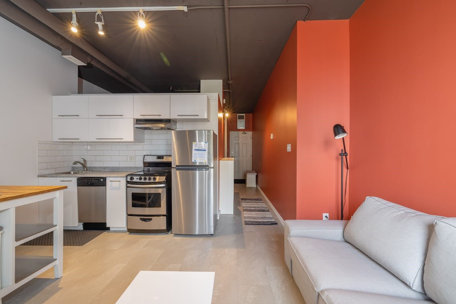 Edmonton 1 bedroom Loft for rent. Property photo: 662205-1