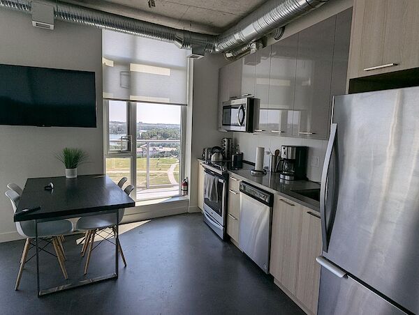 Calgary 2 bedrooms Condo Unit for rent. Property photo: 668470-3