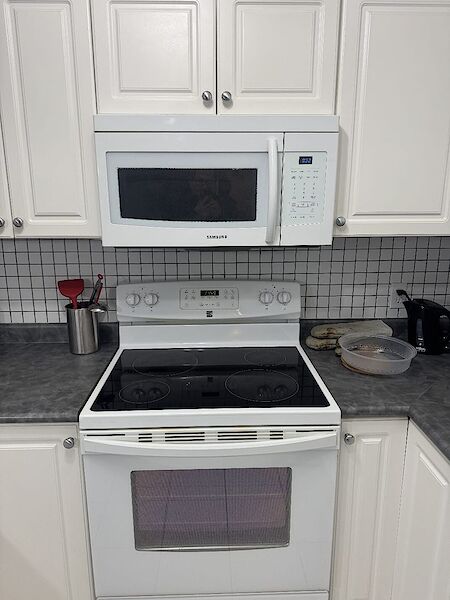 Calgary 1 bedroom Room For Rent for rent. Property photo: 669064-3